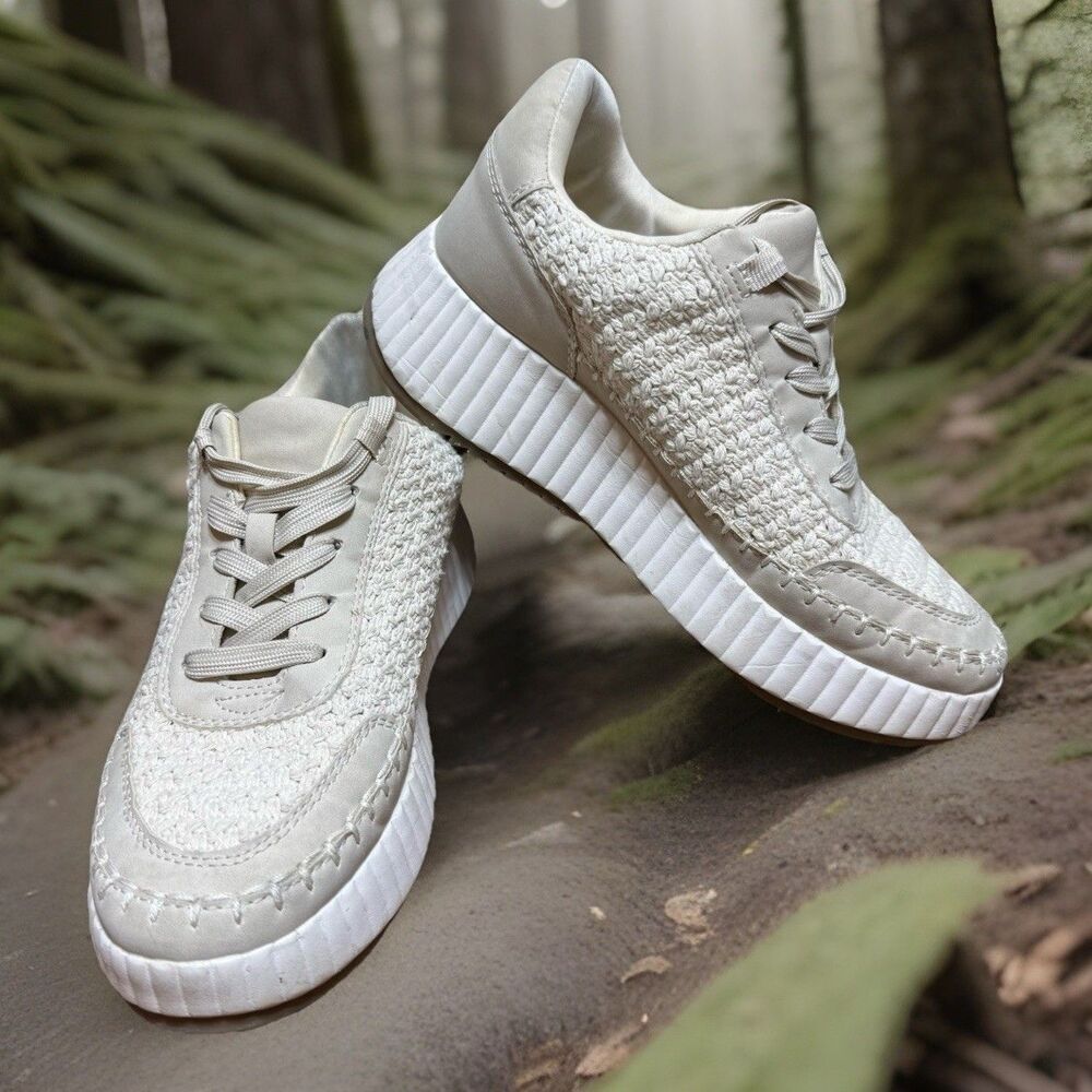 DV By Dolce Vita Fredi Sandstone Knit Crochet 7.5M Cushioned Platform Cottage
